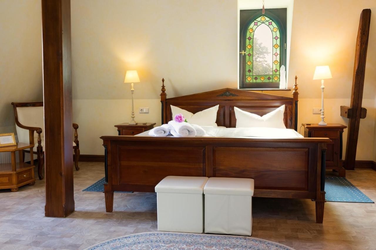 קדלינבורג Schlosshotel Zum Markgrafen מראה חיצוני תמונה