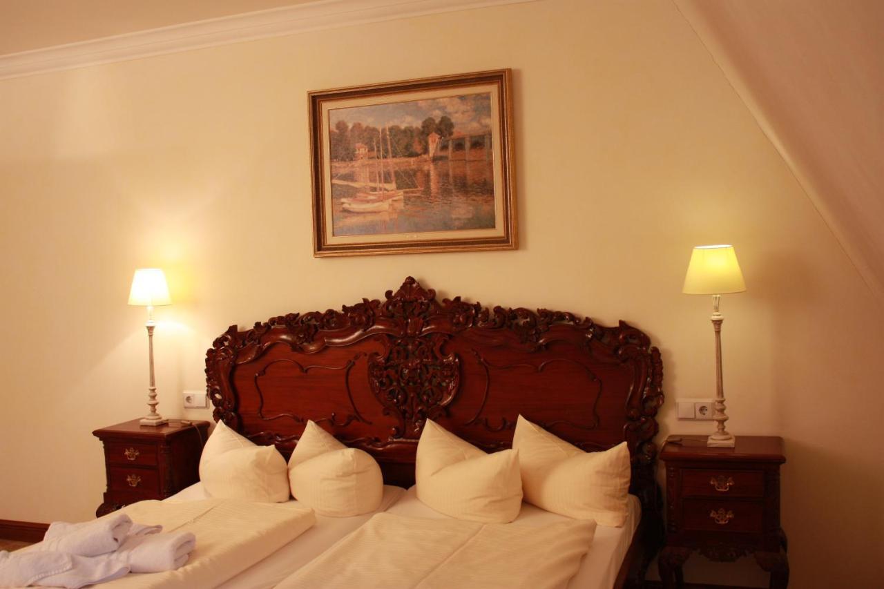 קדלינבורג Schlosshotel Zum Markgrafen מראה חיצוני תמונה